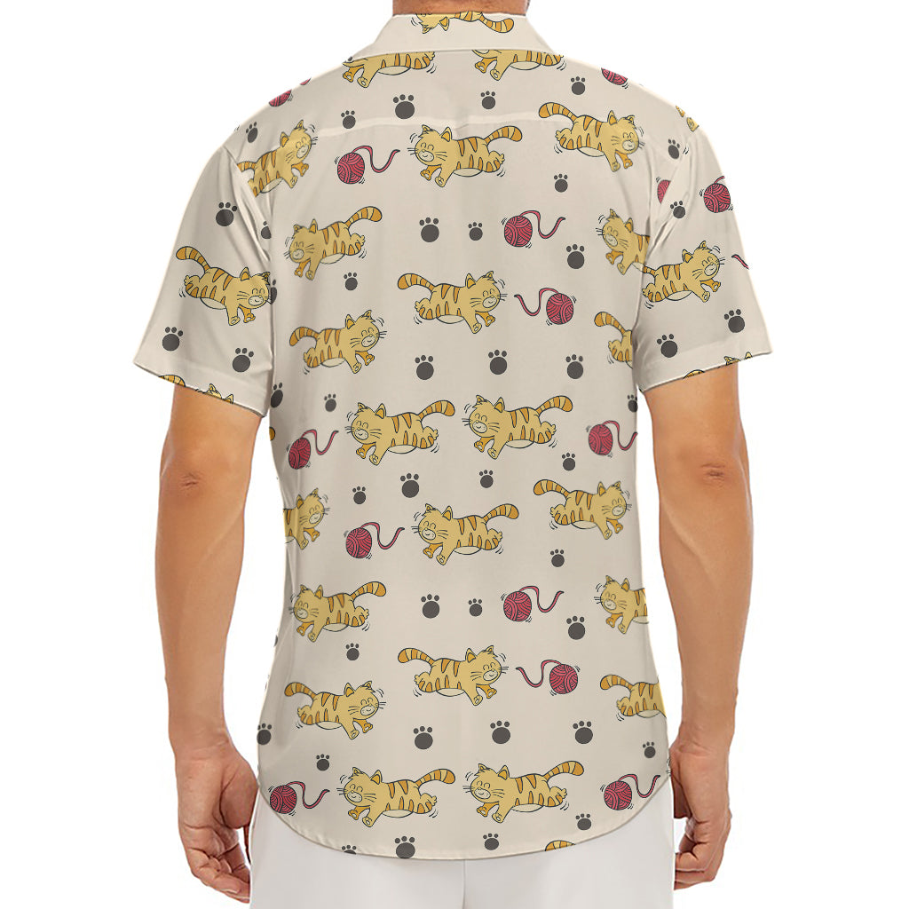 Cat And Yarn Ball Pattern Print Men's Deep V-Neck Shirt