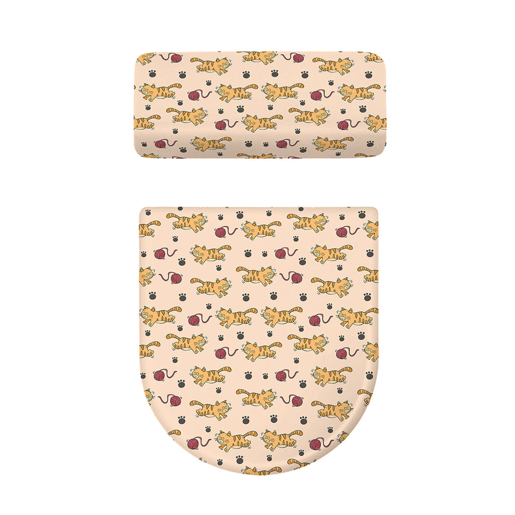 Cat And Yarn Ball Pattern Print Toilet Lid And Tank Cover Set