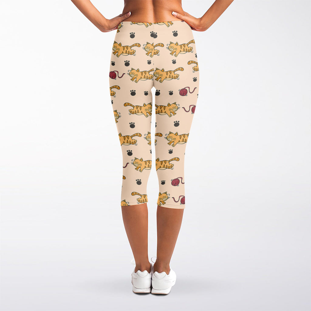 Cat And Yarn Ball Pattern Print Women's Capri Leggings