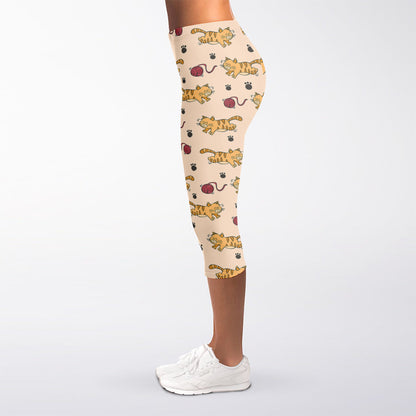 Cat And Yarn Ball Pattern Print Women's Capri Leggings