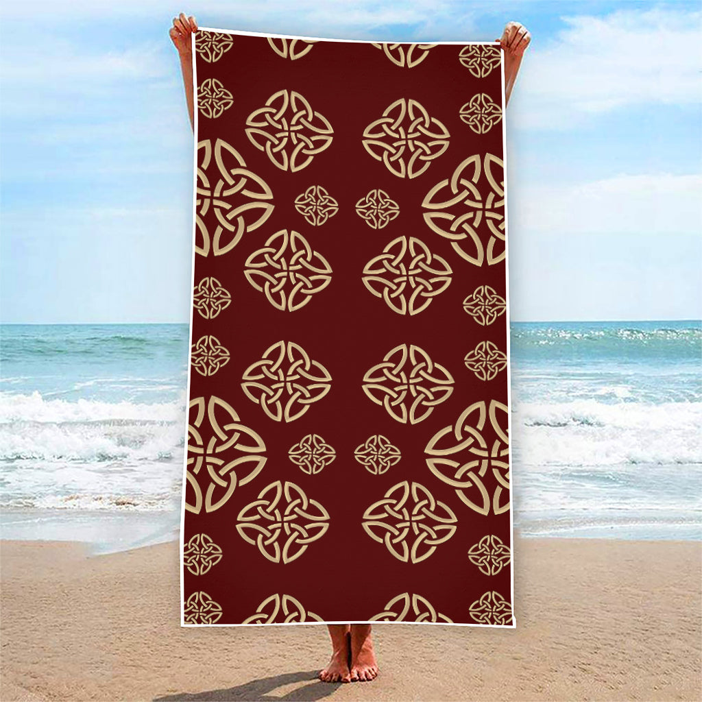 Celtic Knot Symbol Pattern Print Beach Towel