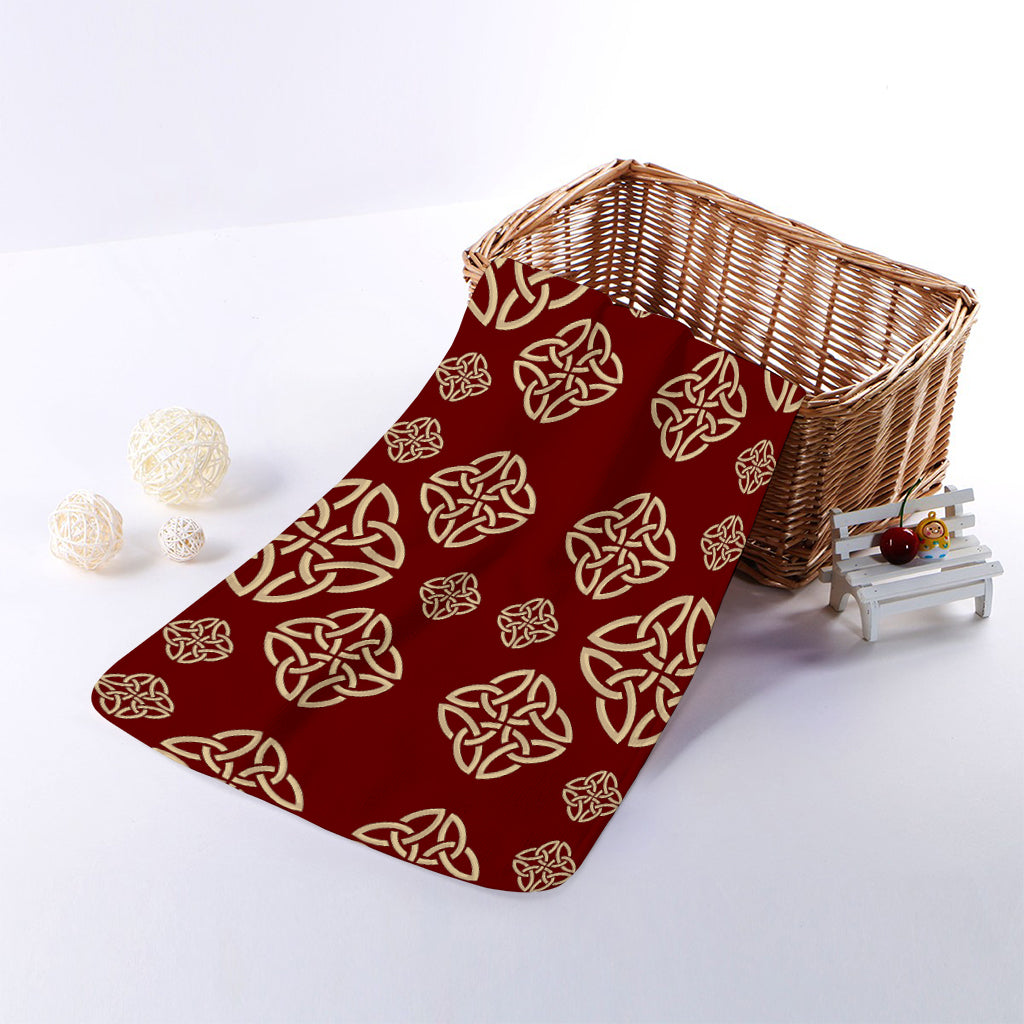 Celtic Knot Symbol Pattern Print Towel