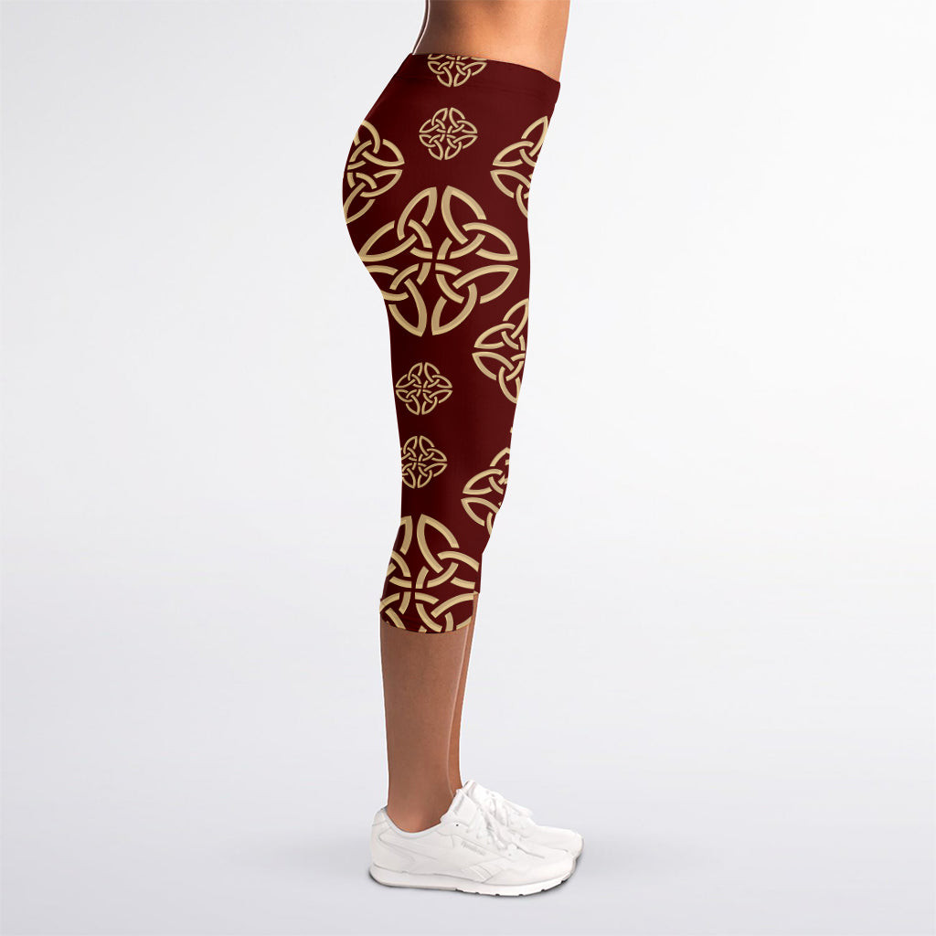 Celtic Knot Symbol Pattern Print Women's Capri Leggings