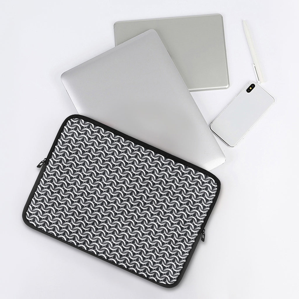 Chainmail Print Laptop Sleeve