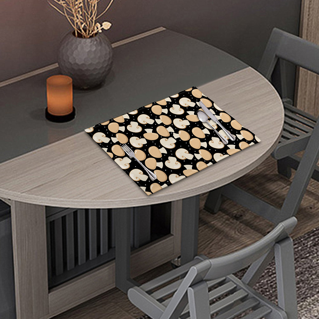 Champignon Mushroom Pattern Print Placemat