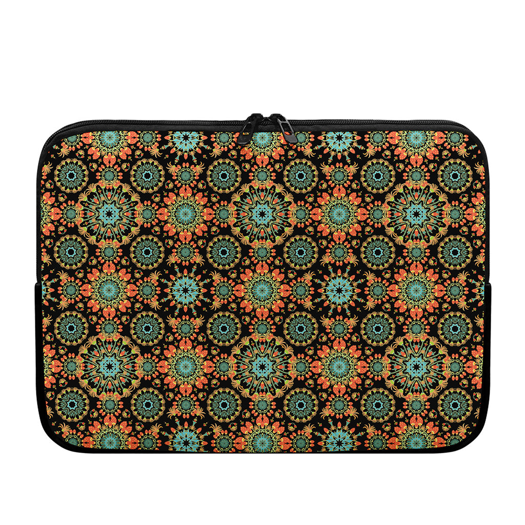 Chaotic Boho Floral Pattern Print Laptop Sleeve