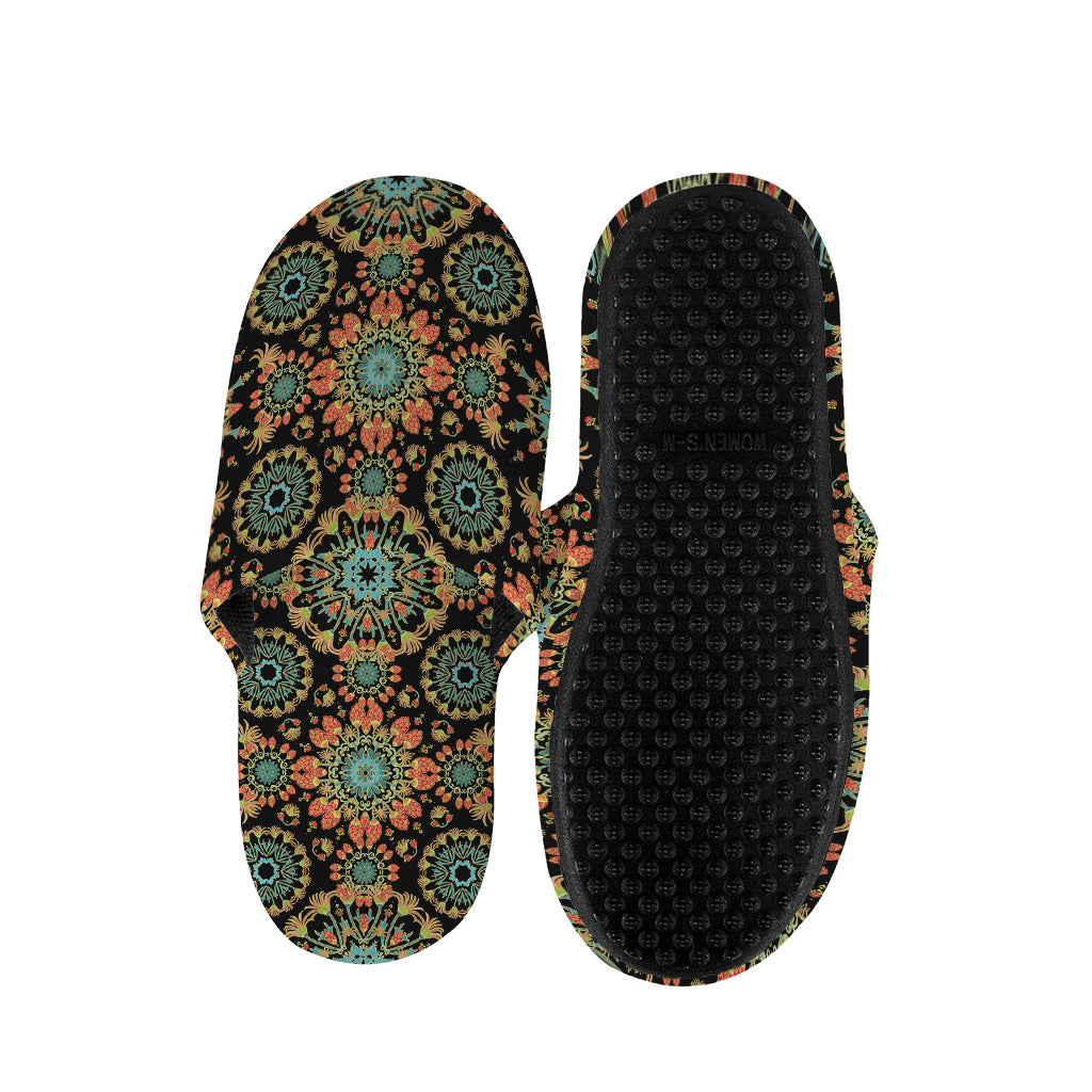 Chaotic Boho Floral Pattern Print Slippers