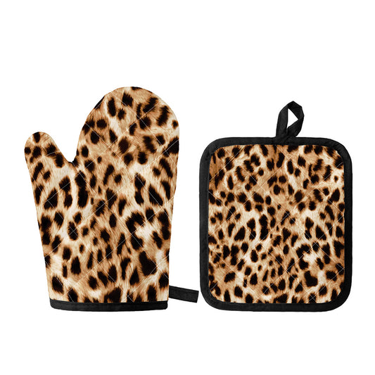 Cheetah Print Oven Mitt And Pot Holder Set
