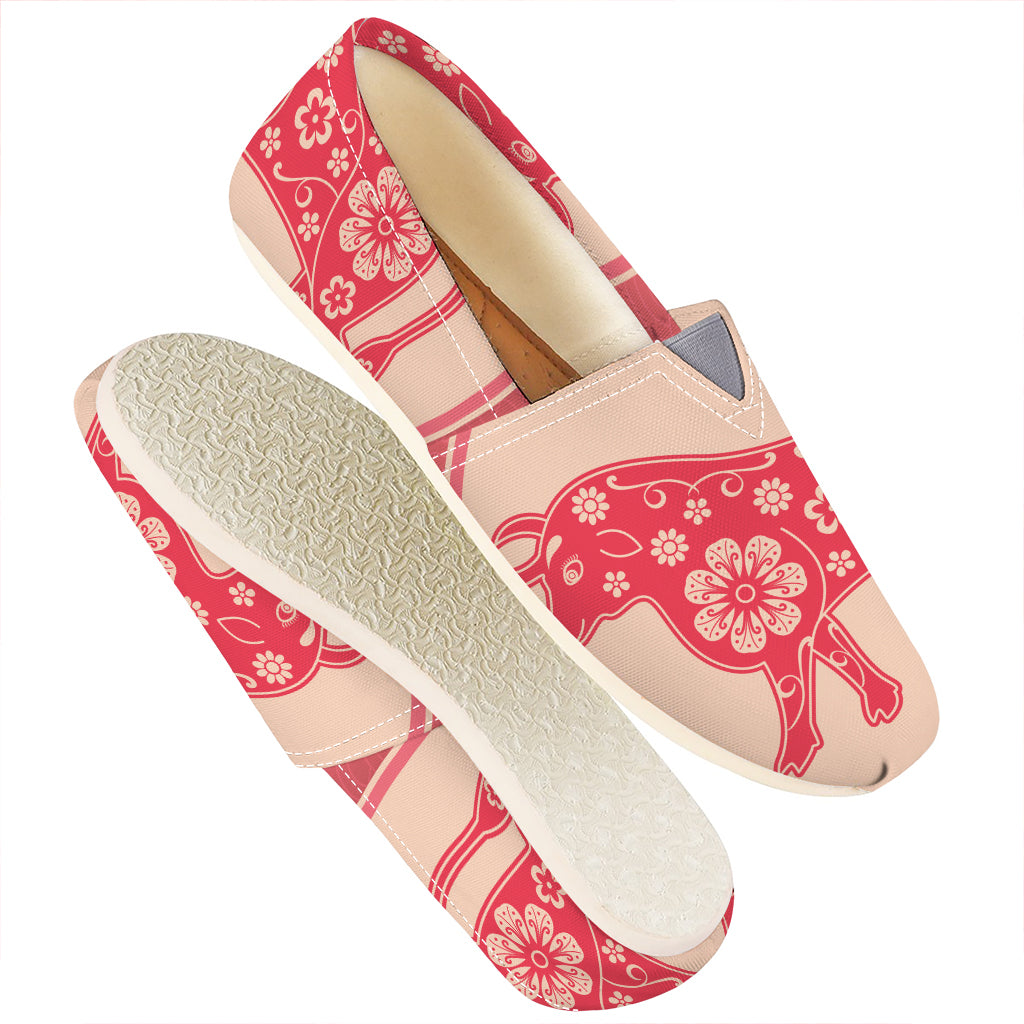 Chinese Flower Ox Zodiac Print Casual Shoes