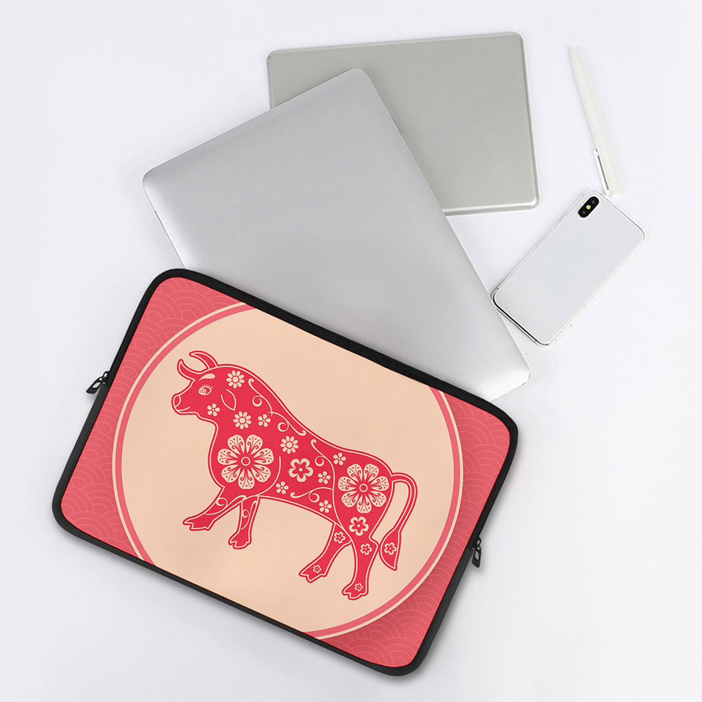 Chinese Flower Ox Zodiac Print Laptop Sleeve
