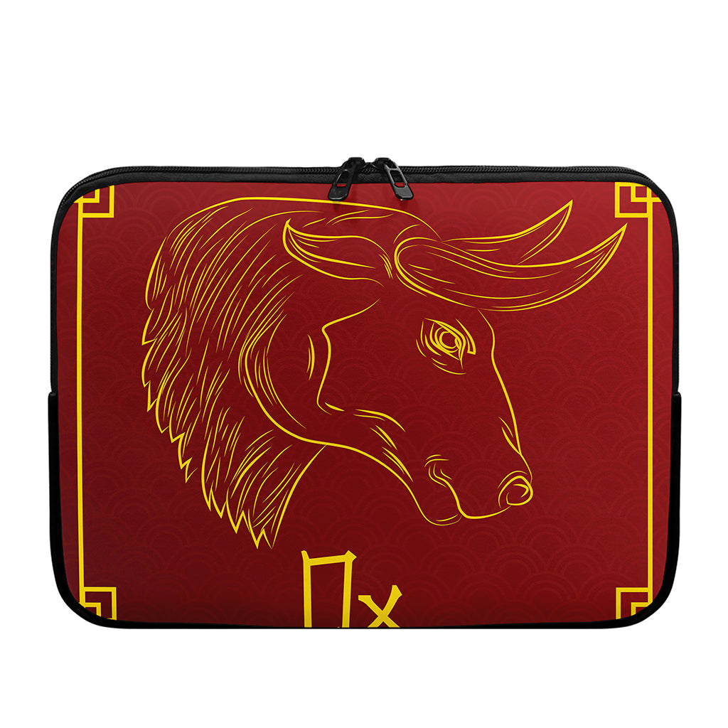 Chinese Horoscope Ox Sign Print Laptop Sleeve