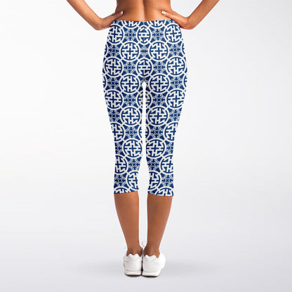 Chinese Luck Symbol Pattern Print Women's Capri Leggings