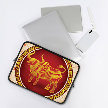 Chinese Ox Zodiac Sign Print Laptop Sleeve