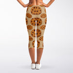 Chocolate Chip Cookie Pattern Print Women's Capri Leggings