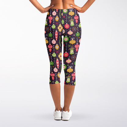 Christmas Baubles Pattern Print Women's Capri Leggings