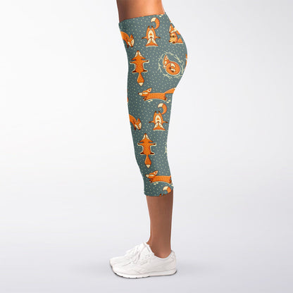 Christmas Fox Pattern Print Women's Capri Leggings