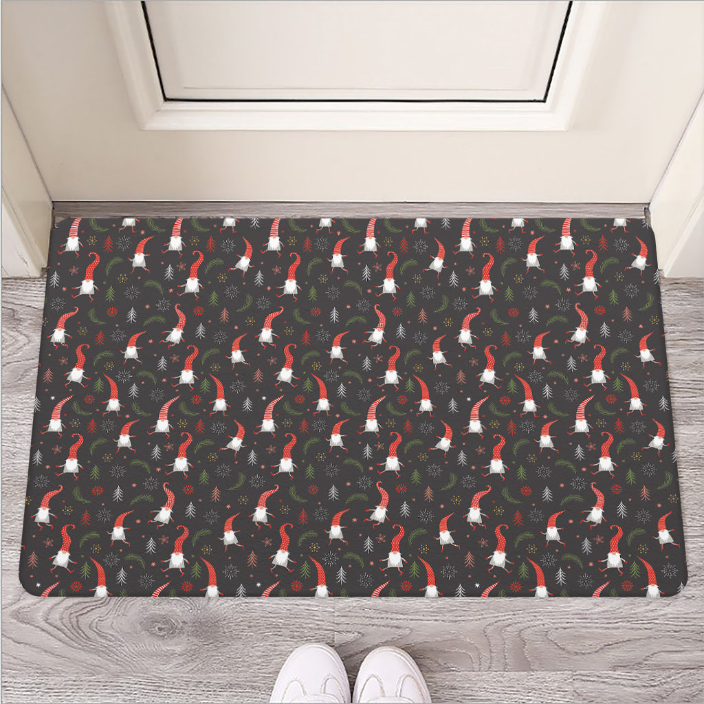 Christmas Gnomes Pattern Print Rubber Doormat
