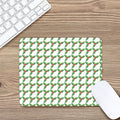Christmas Holly Berry Pattern Print Mouse Pad