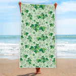 Christmas Ivy Leaf Pattern Print Beach Towel