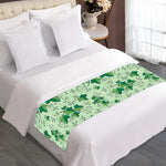 Christmas Ivy Leaf Pattern Print Bed Runner
