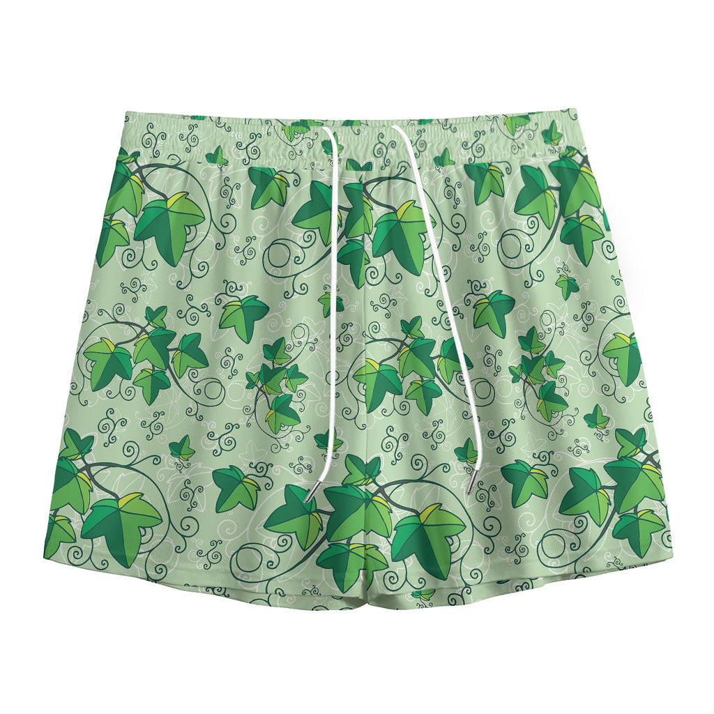 Christmas Ivy Leaf Pattern Print Mesh Shorts