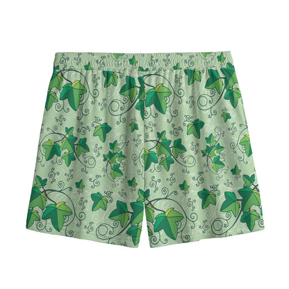 Christmas Ivy Leaf Pattern Print Mesh Shorts