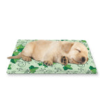 Christmas Ivy Leaf Pattern Print Pet Cooling Mat Cover