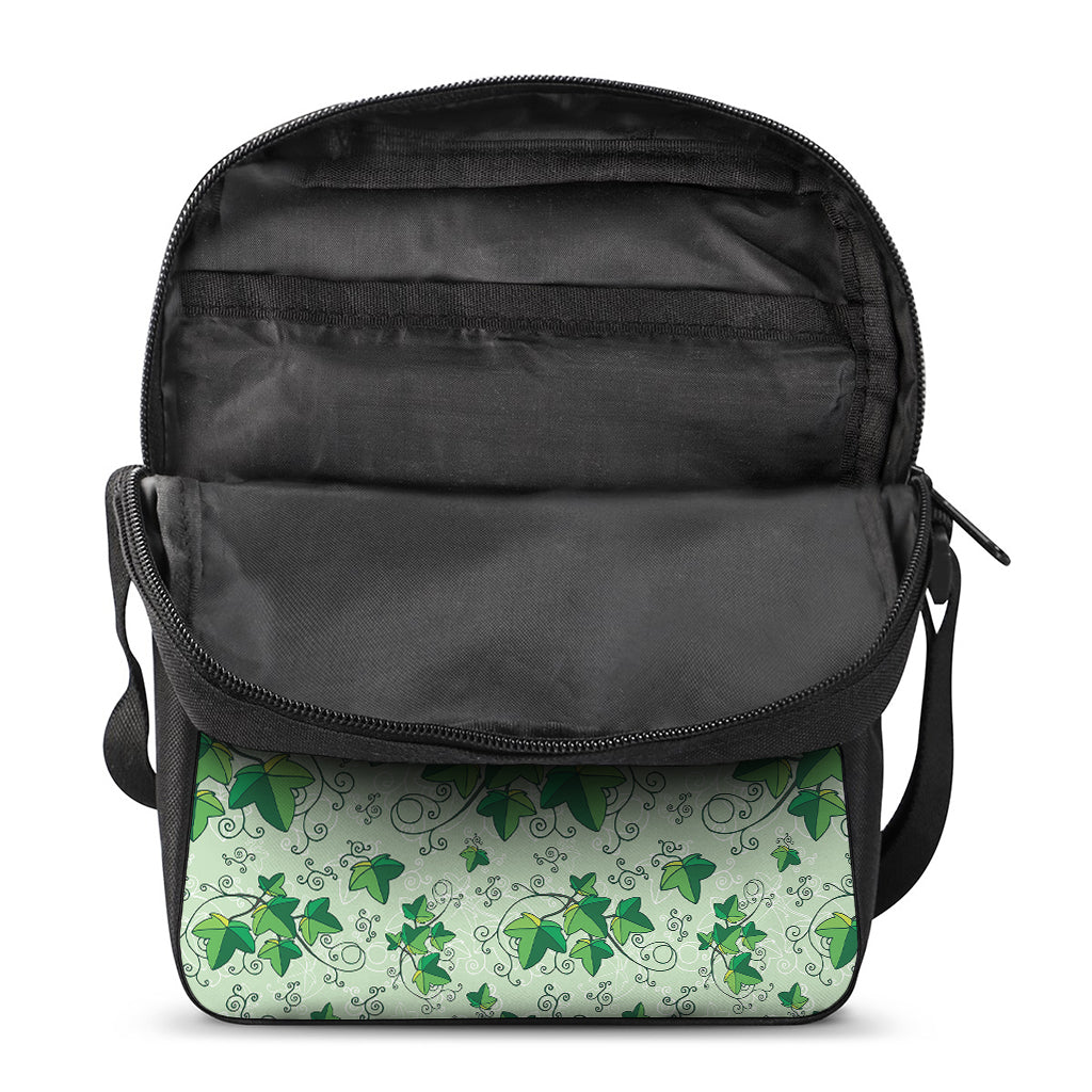 Christmas Ivy Leaf Pattern Print Rectangular Crossbody Bag