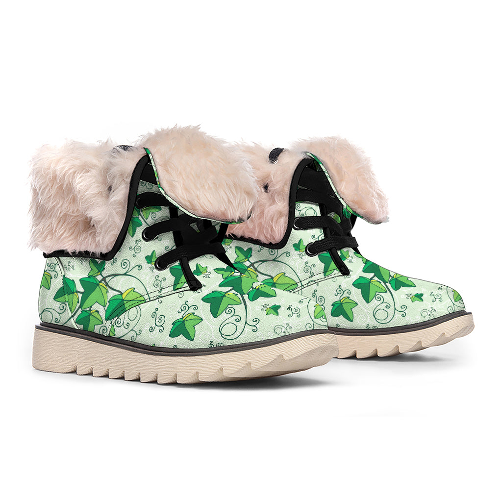 Christmas Ivy Leaf Pattern Print Winter Boots