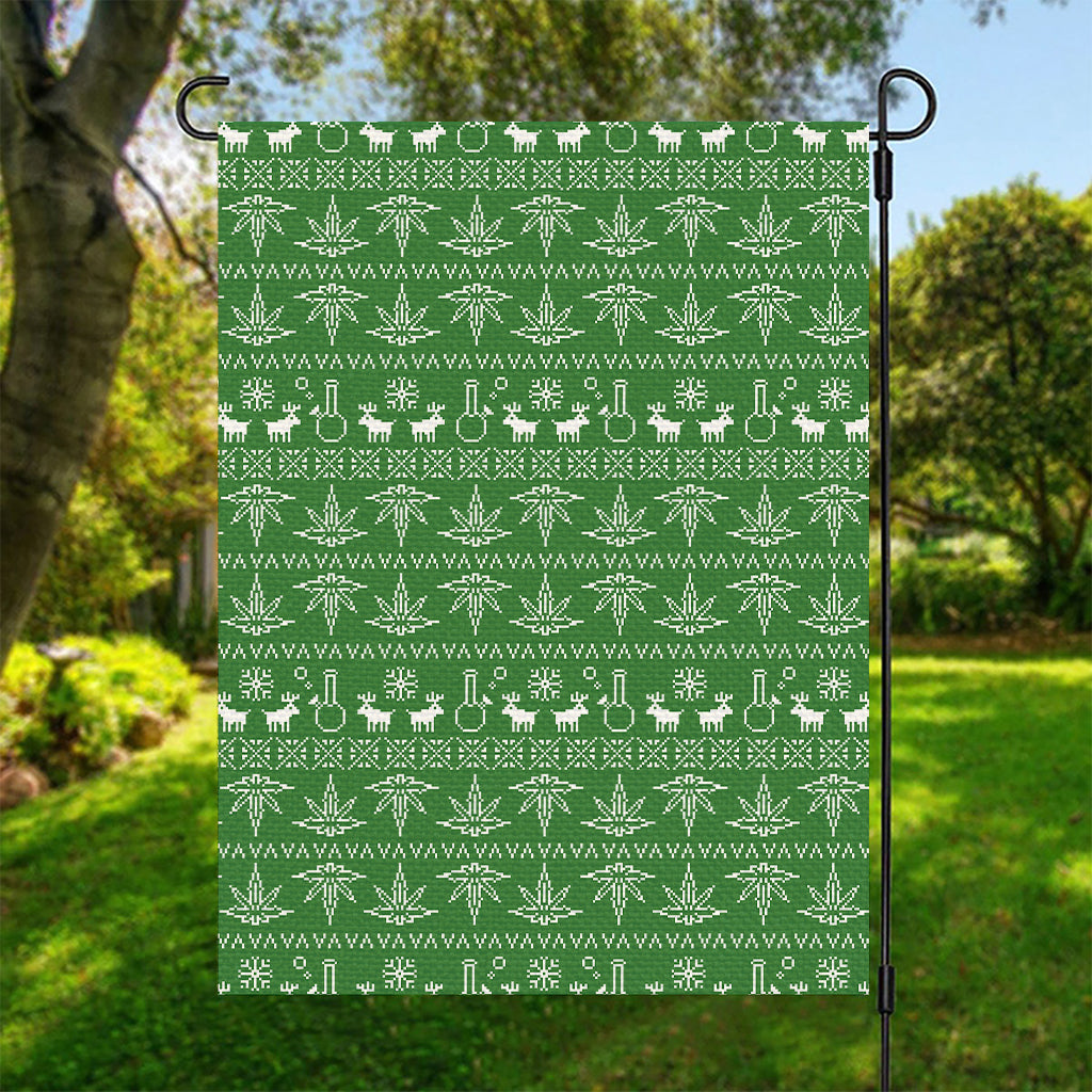 Christmas Pot Leaf Pattern Print Garden Flag