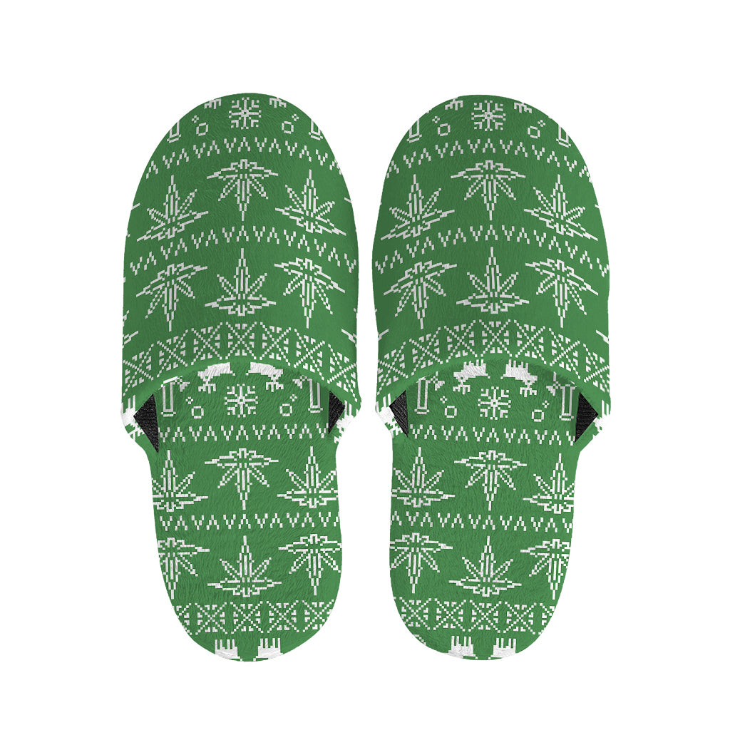 Christmas Pot Leaf Pattern Print Slippers