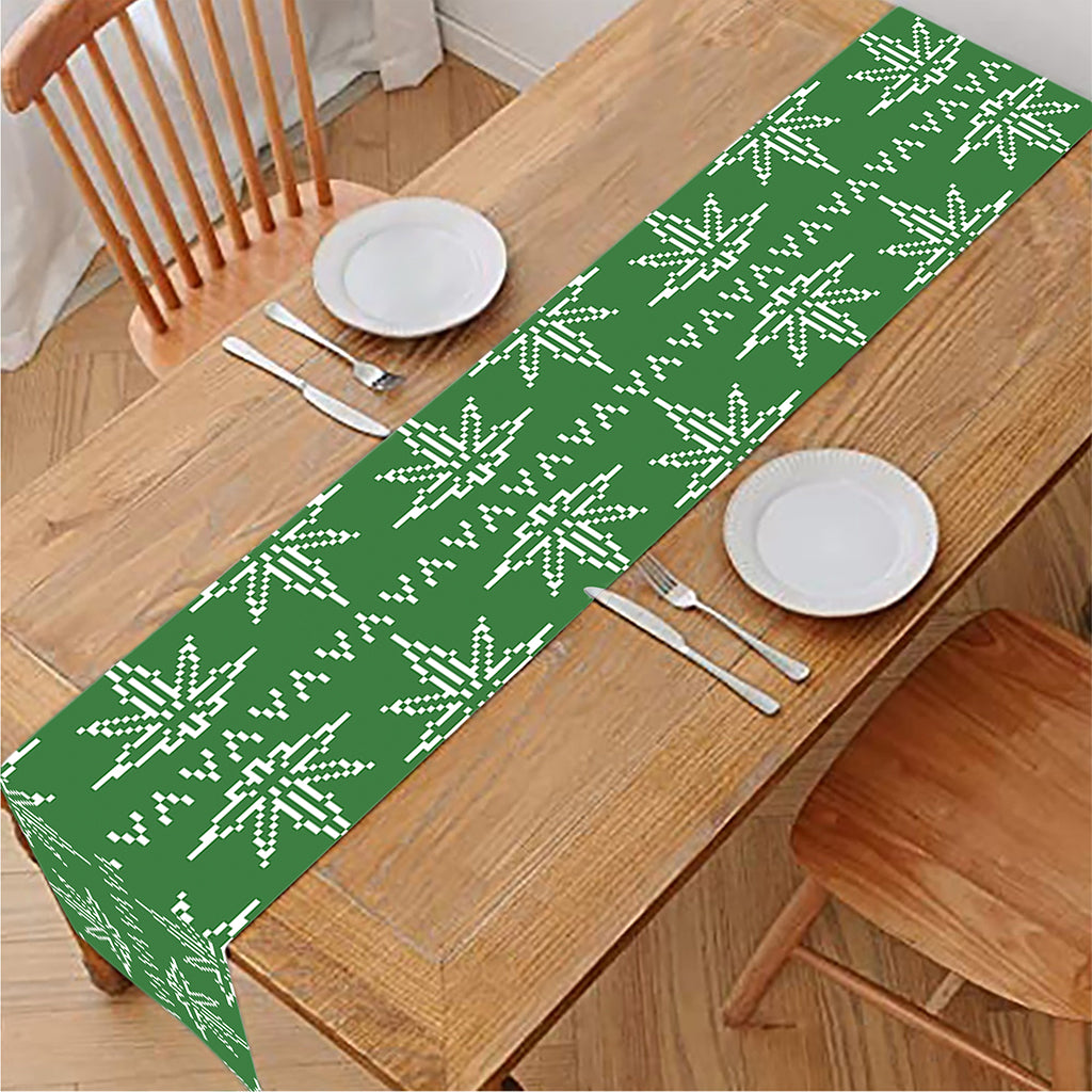 Christmas Pot Leaf Pattern Print Table Runner