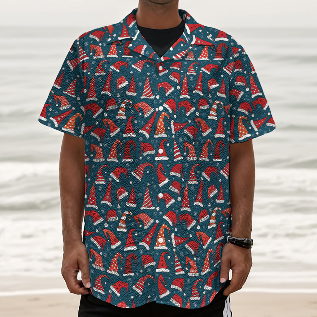 Christmas Santa Hats Pattern Print Textured Short Sleeve Shirt