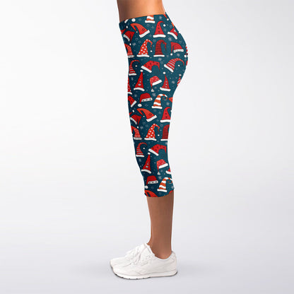 Christmas Santa Hats Pattern Print Women's Capri Leggings