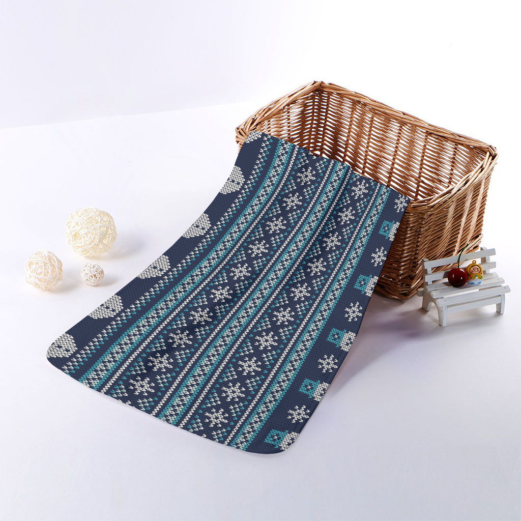 Christmas Snowman Knitted Pattern Print Towel