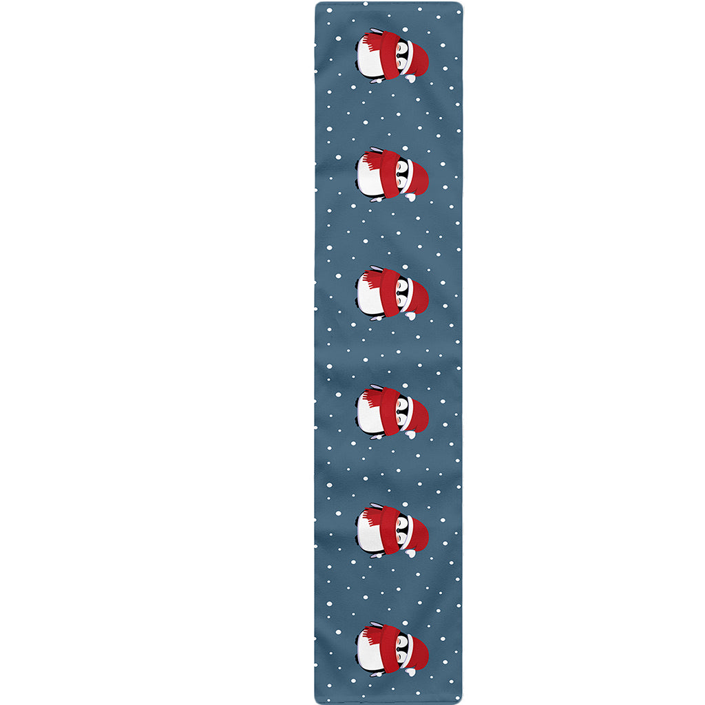 Christmas Snowy Penguin Pattern Print Table Runner