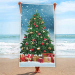Christmas Tree And Snow Print Beach Towel