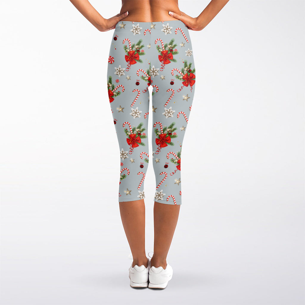 Christmas Winter Holiday Pattern Print Women's Capri Leggings