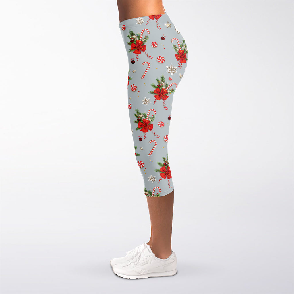 Christmas Winter Holiday Pattern Print Women's Capri Leggings