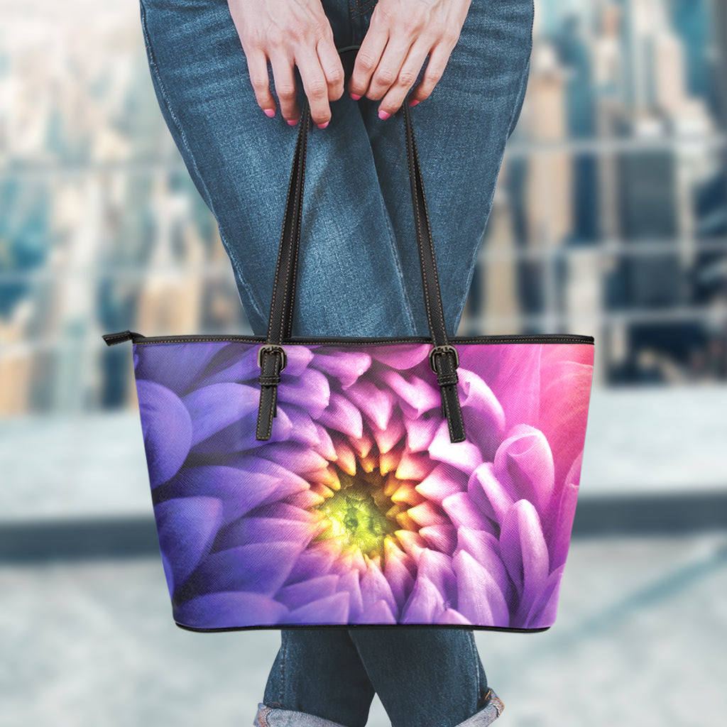 Chrysanthemum Flower Print Leather Tote Bag