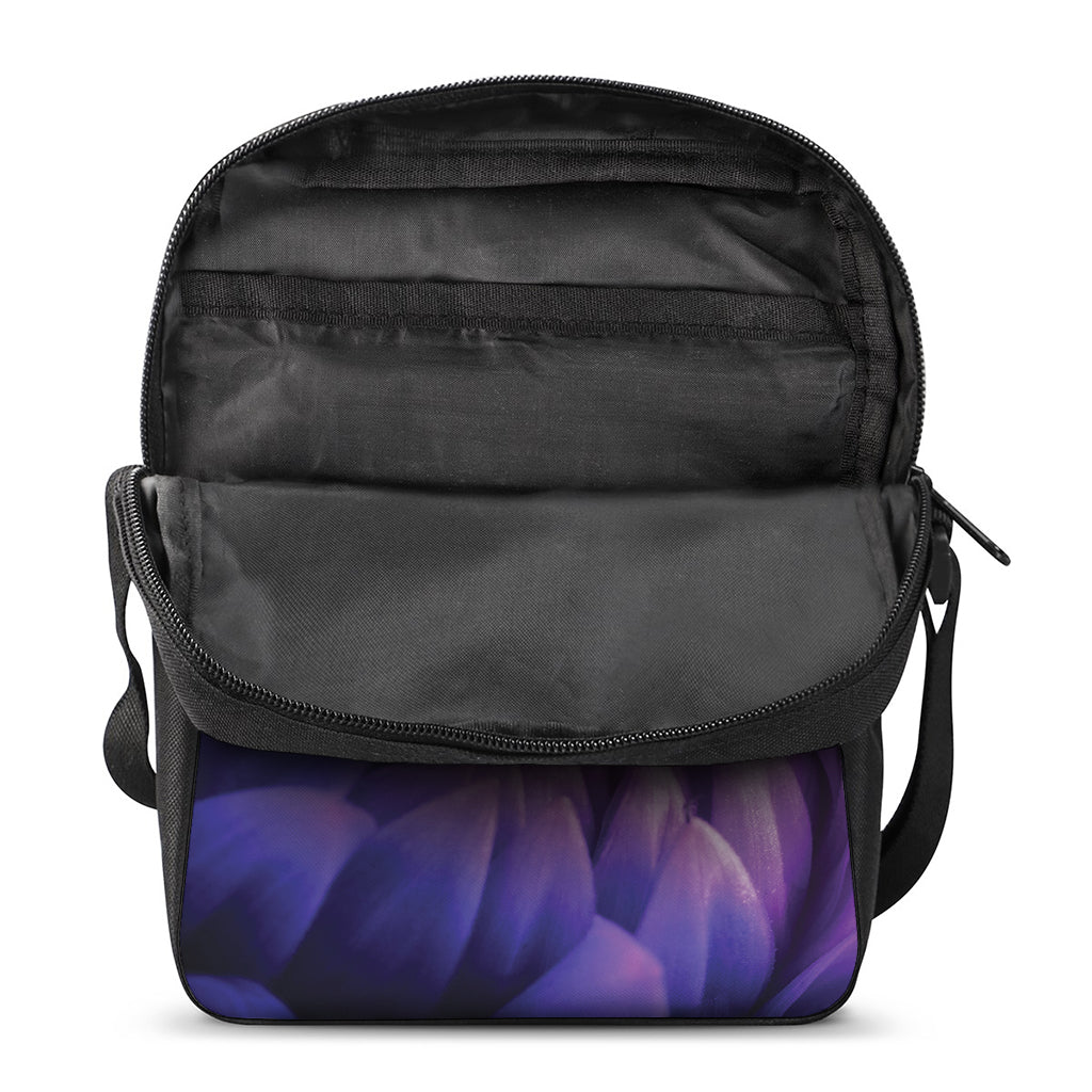 Chrysanthemum Flower Print Rectangular Crossbody Bag