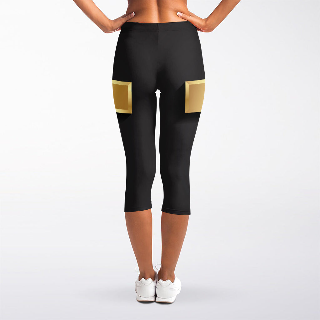 Classic Golden Cross Print Women's Capri Leggings