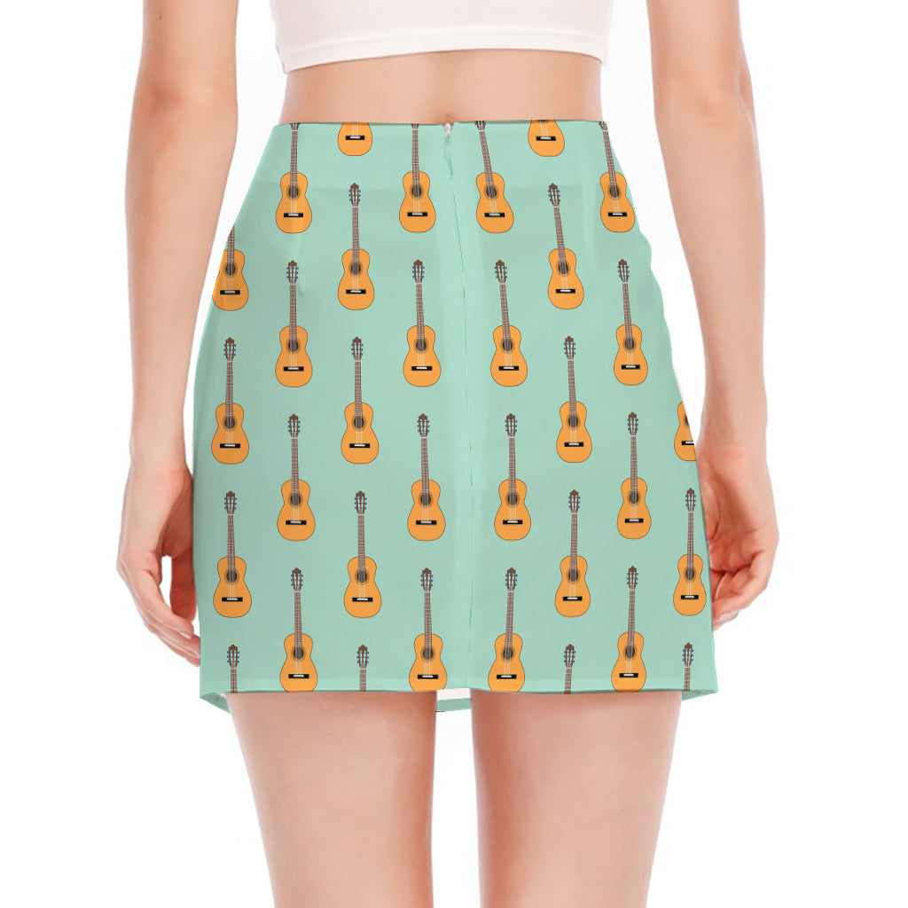 Classical Guitar Pattern Print Side Slit Mini Skirt