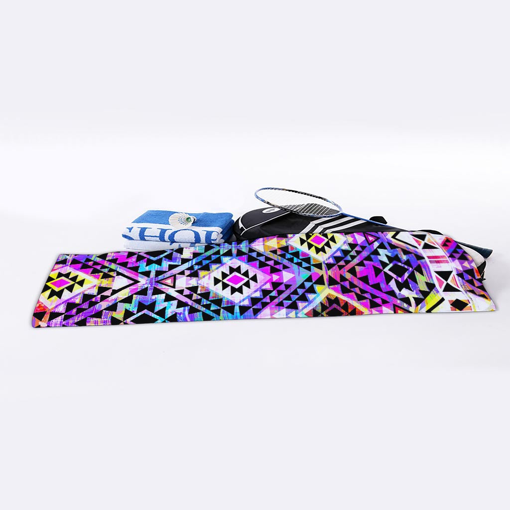 Colorful Aztec Pattern Print Sports Towel