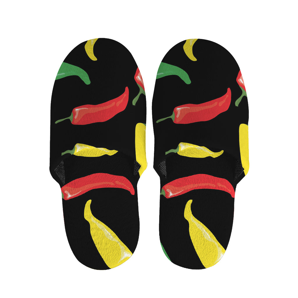 Colorful Chili Peppers Pattern Print Slippers