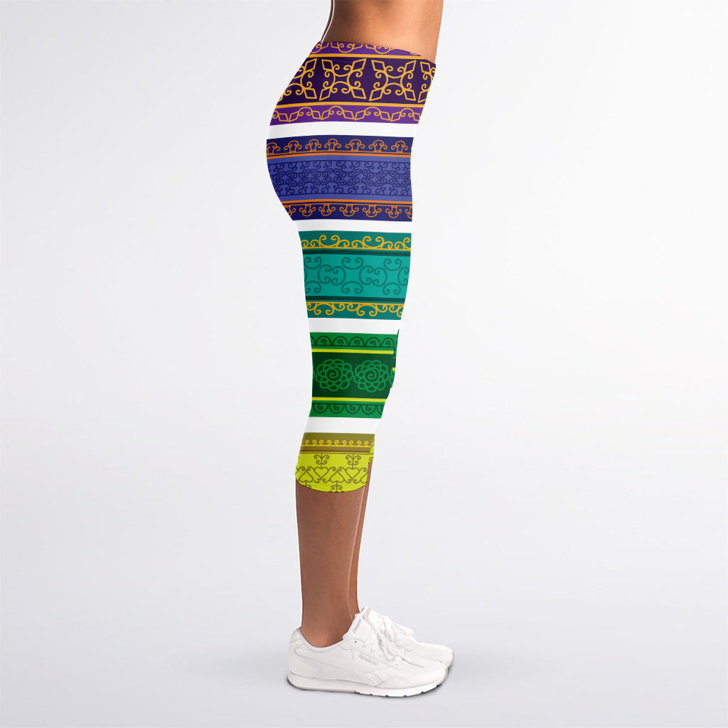 Colorful Ethnic Pattern Print Women's Capri Leggings