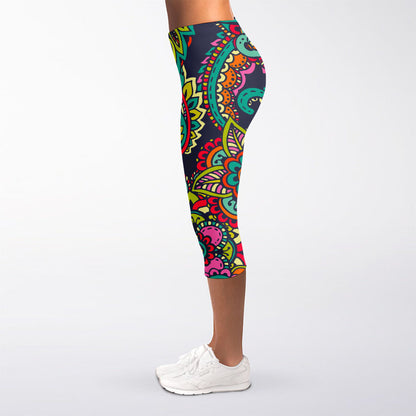 Colorful Floral Mandala Print Women's Capri Leggings