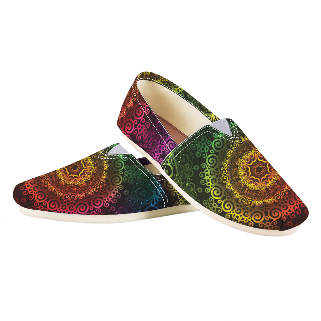 Colorful Gradient Mandala Print Casual Shoes
