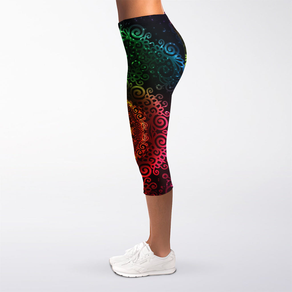 Colorful Gradient Mandala Print Women's Capri Leggings