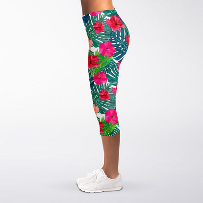 Colorful Hawaii Floral Pattern Print Women's Capri Leggings